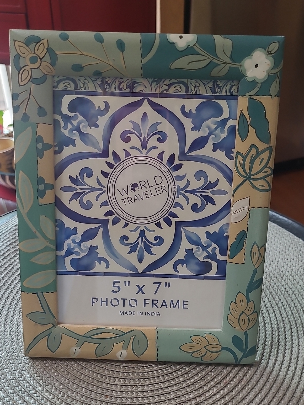 World Traveler Floral Photo Frame